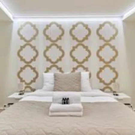 Superb Arc De Triomphe Trocadero Apartment