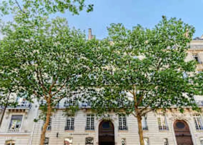 Апартаменты Superb Arc De Triomphe Trocadero *